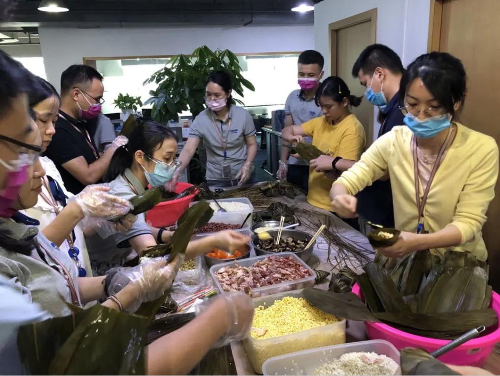 “粽”享美味，端午安康。